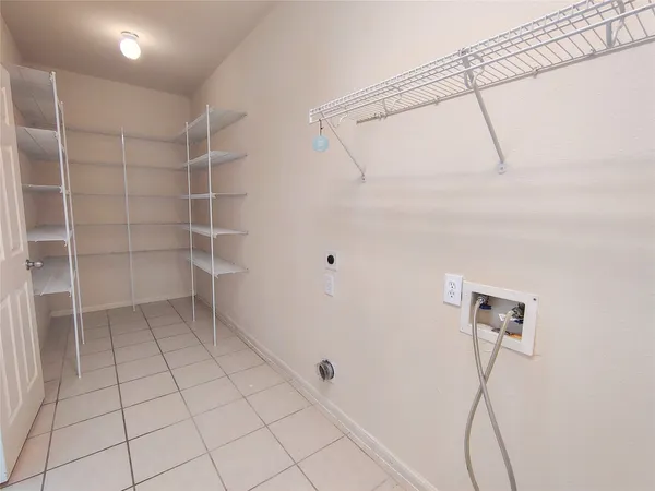 $2,300 | 6334 Richland Hills Drive, Katy, TX 77494