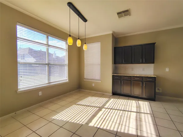 $2,300 | 6334 Richland Hills Drive, Katy, TX 77494