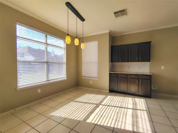 $2,300 | 6334 Richland Hills Drive, Katy, TX 77494