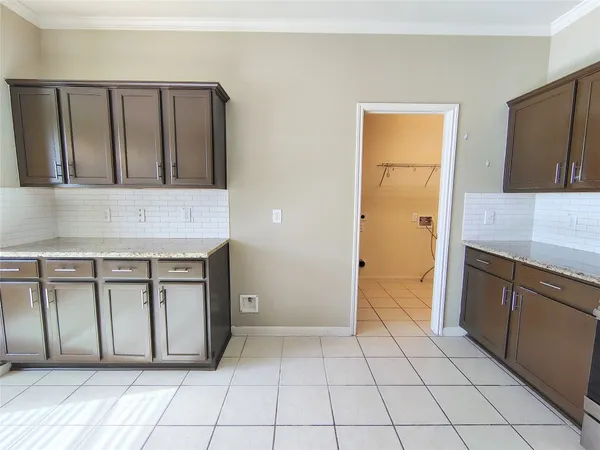 $2,300 | 6334 Richland Hills Drive, Katy, TX 77494