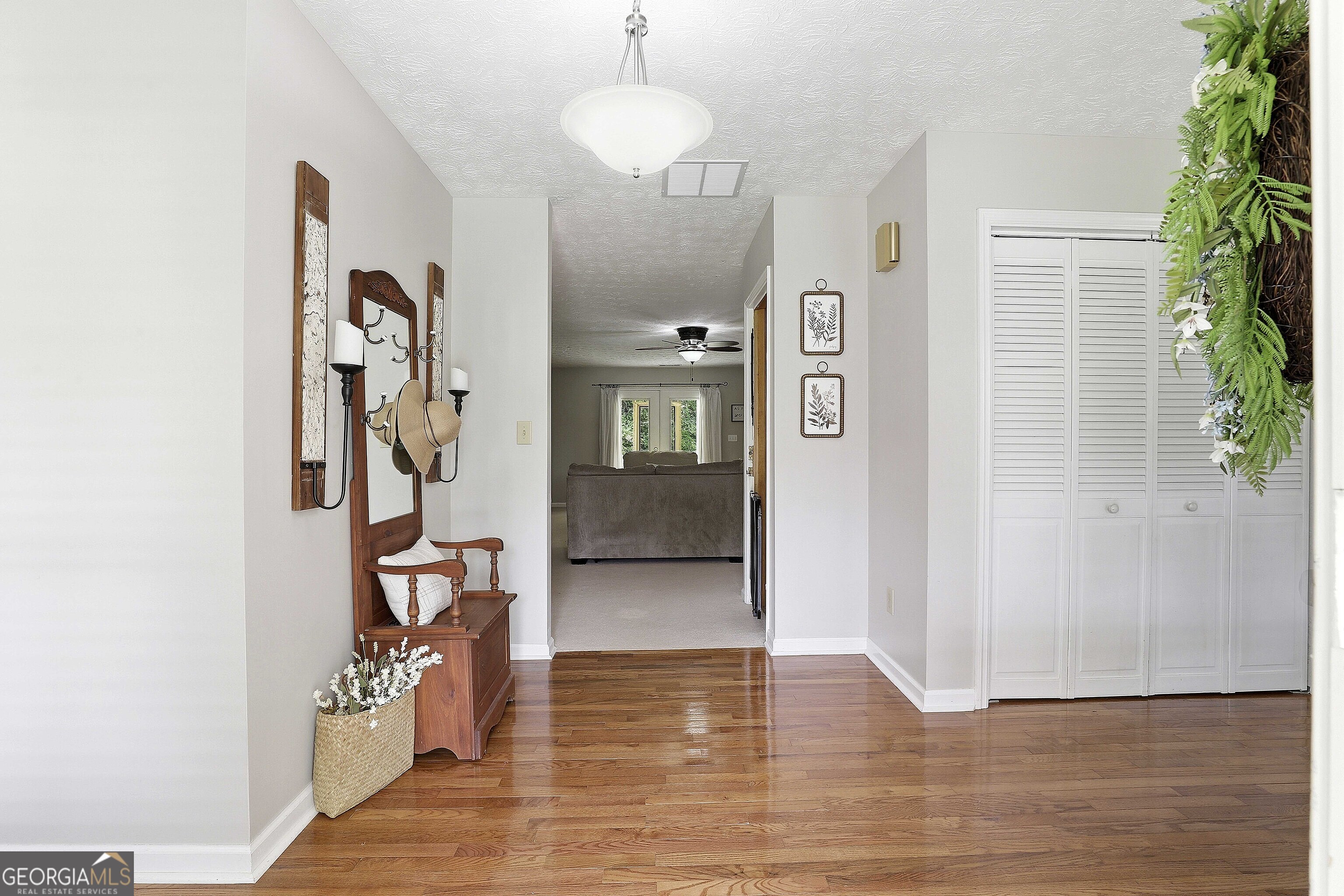 222 Lincoln Road Tyrone, GA 30290 - Photo 10 of 65 front hall looking in from front door