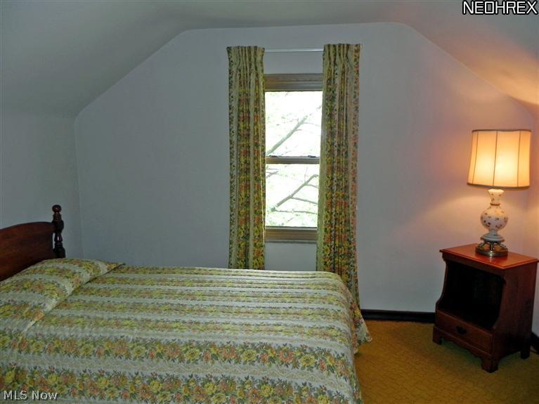 10000 West Pleasant Valley Road Cleveland, OH 44130 - Photo 14 of 22 And then there's bedroom number four.
