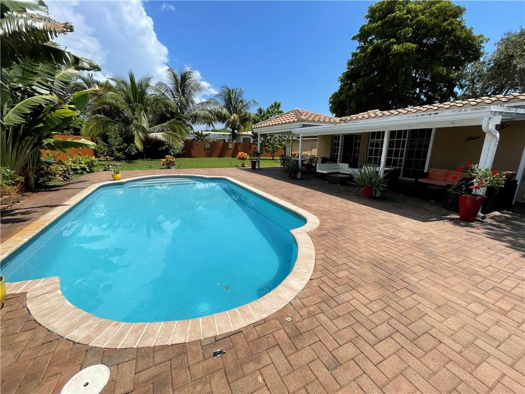 2071 Northeast 27th Street Lighthouse Point, FL 33064 - Photo 24 of 26 Photo 24