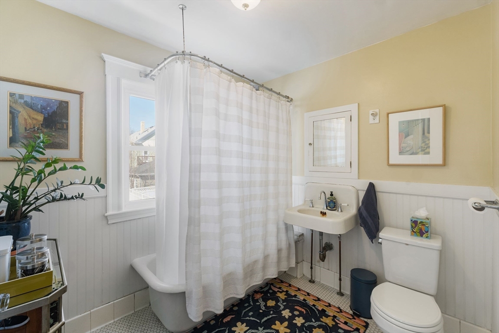 22 Wilcox Road Boston, MA 02124 - Photo 25 of 34 Gallery Image 25