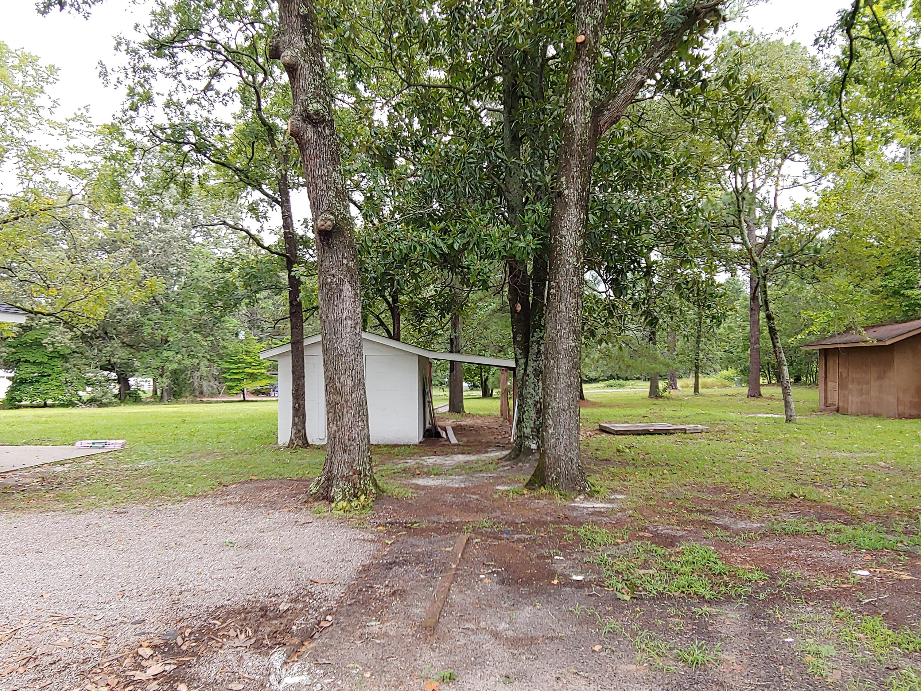 194 Airport Road Carthage, NC 28327 - Photo 4 of 21 0804181031a_HDR
