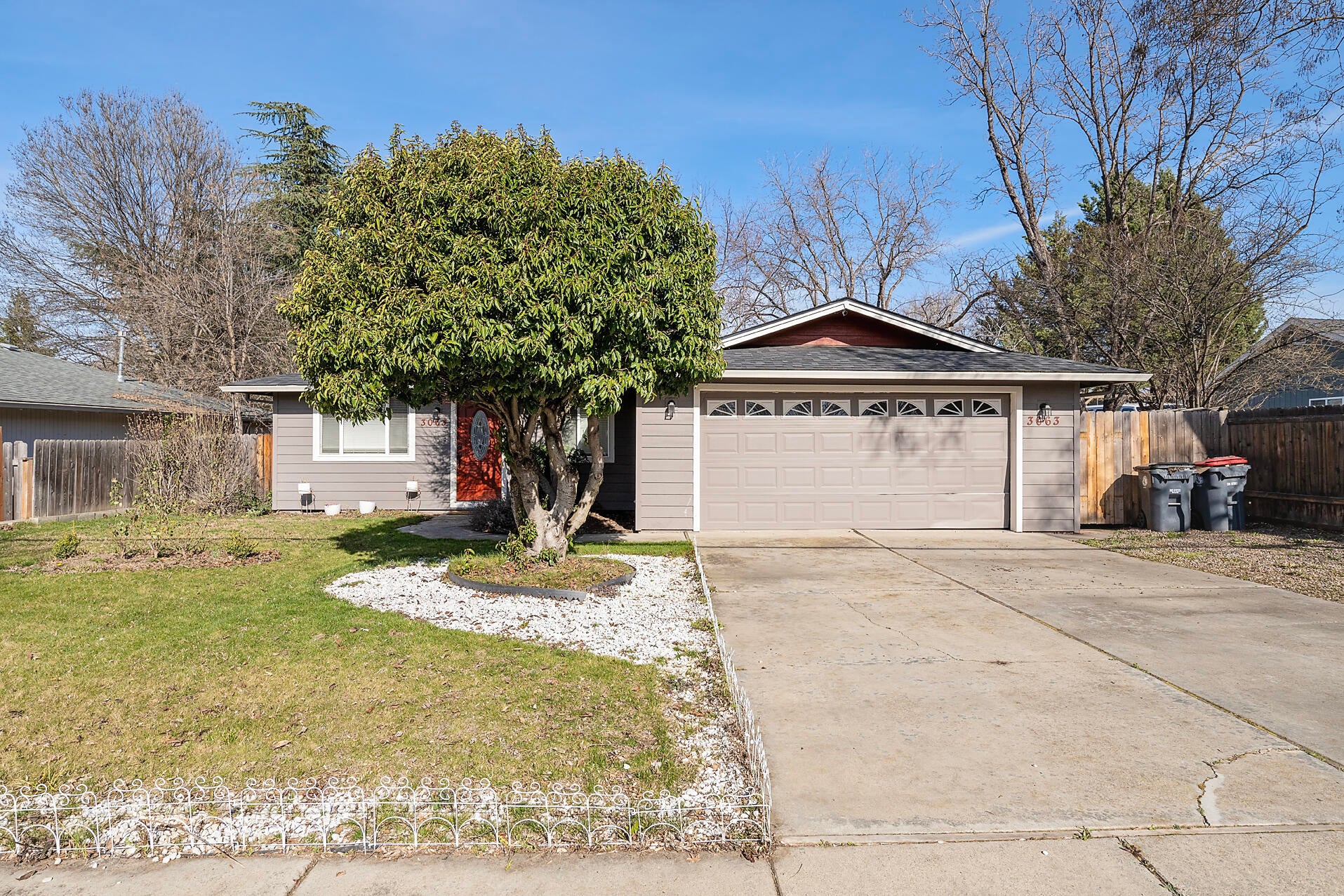 3063 Delta Waters Road Medford, OR 97504 - Photo 2 of 18 DeltaWaters018 copy