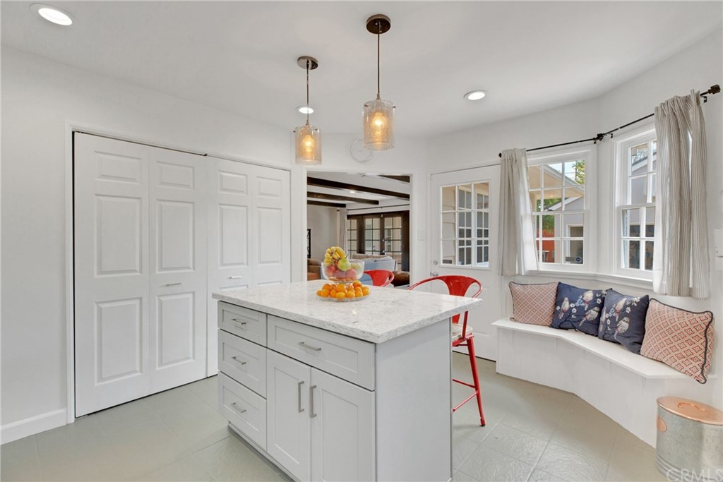 7112 Murietta Avenue Van Nuys, CA 91405 - Photo 23 of 68