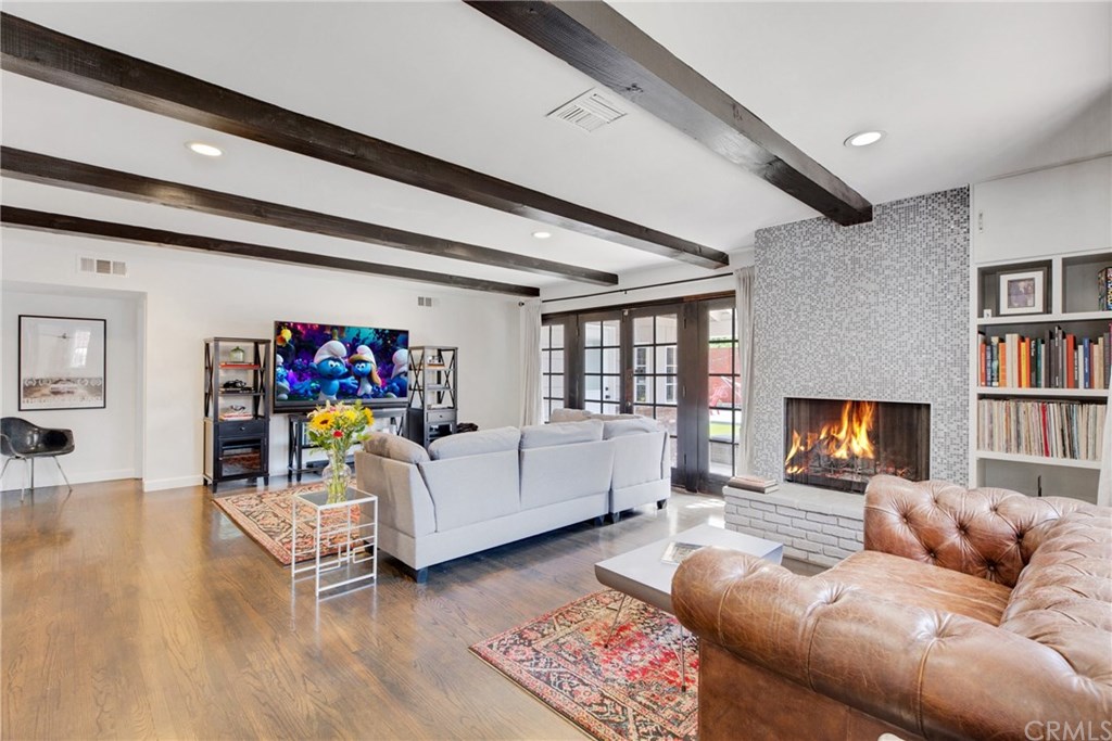 7112 Murietta Avenue Van Nuys, CA 91405 - Photo 30 of 68