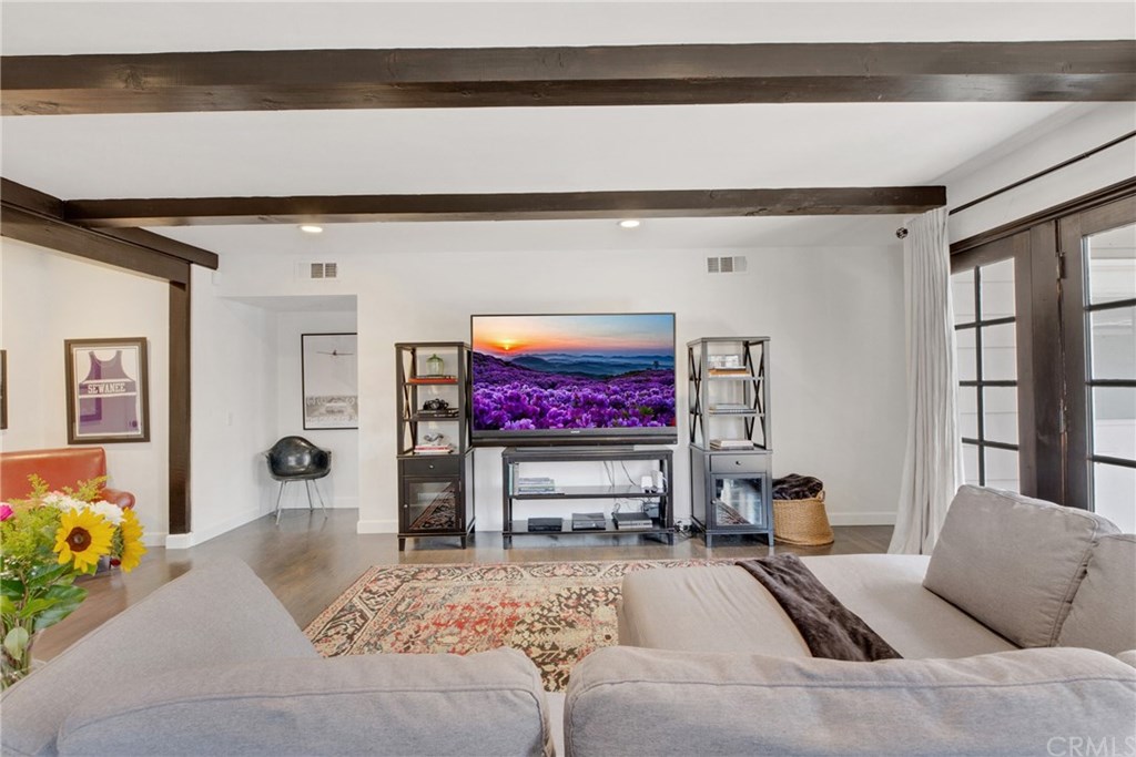 7112 Murietta Avenue Van Nuys, CA 91405 - Photo 35 of 68