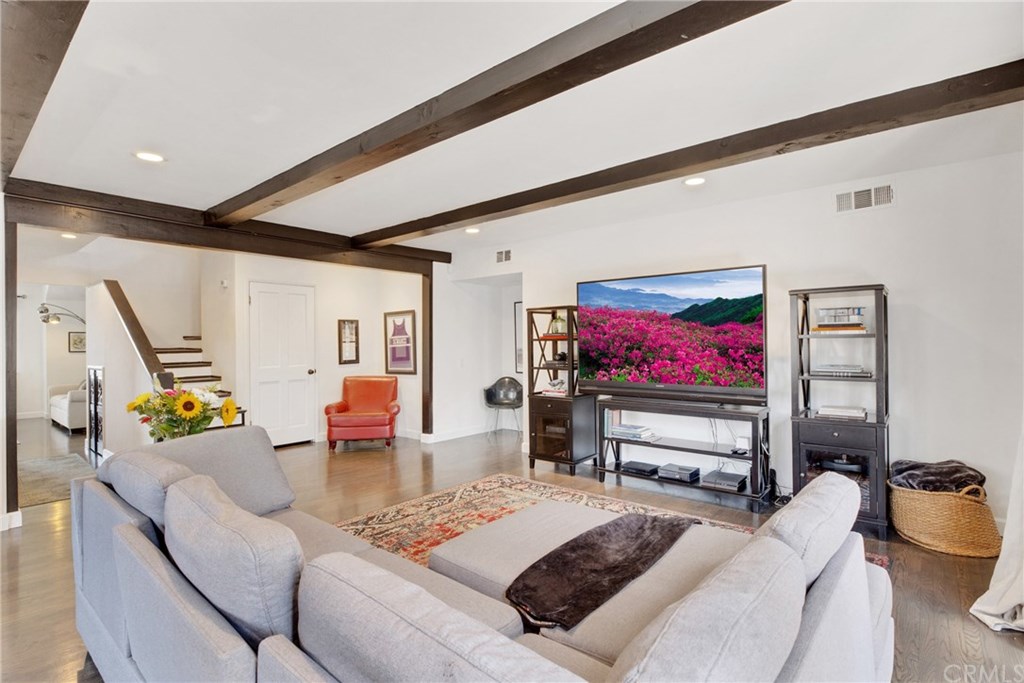 7112 Murietta Avenue Van Nuys, CA 91405 - Photo 36 of 68