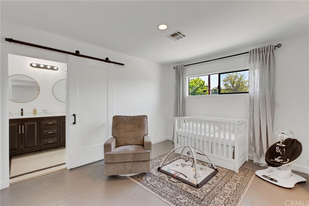 7112 Murietta Avenue Van Nuys, CA 91405 - Photo 51 of 68