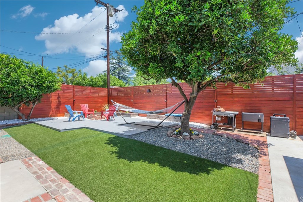 7112 Murietta Avenue Van Nuys, CA 91405 - Photo 60 of 68