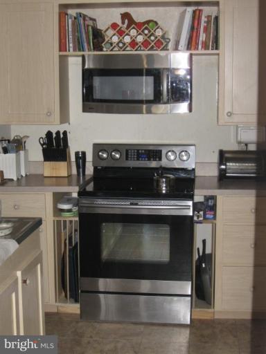 40175 Wathen Road Leonardtown, MD 20650 - Photo 11 of 18 Renovated Kitchen
