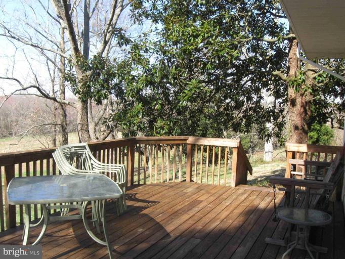 40175 Wathen Road Leonardtown, MD 20650 - Photo 6 of 18 Spacious Deck