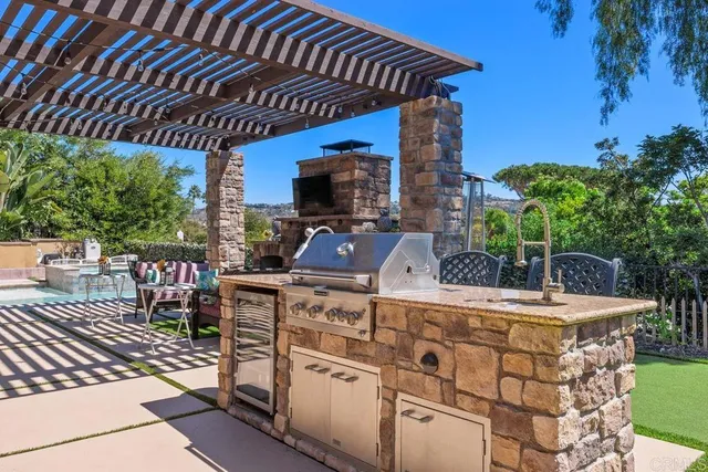 $2,998,600 | 7234 Estrella De Mar Road, Carlsbad, CA 92009