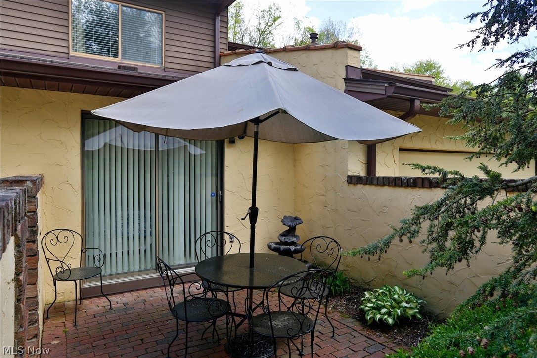 692 Hampton Ridge Drive Akron, OH 44313 - Photo 25 of 34 Courtyard patio off first floor Owner's bedroom