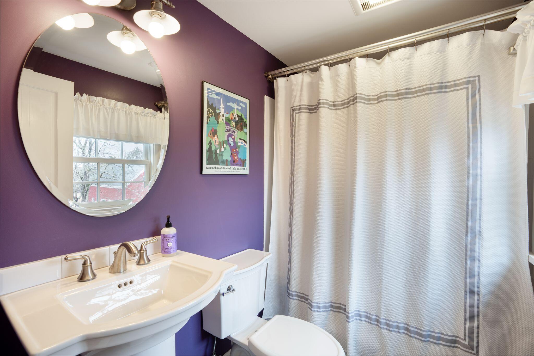 77 Foreside Road Cumberland, ME 04110 - Photo 28 of 38 Ensuite Bath