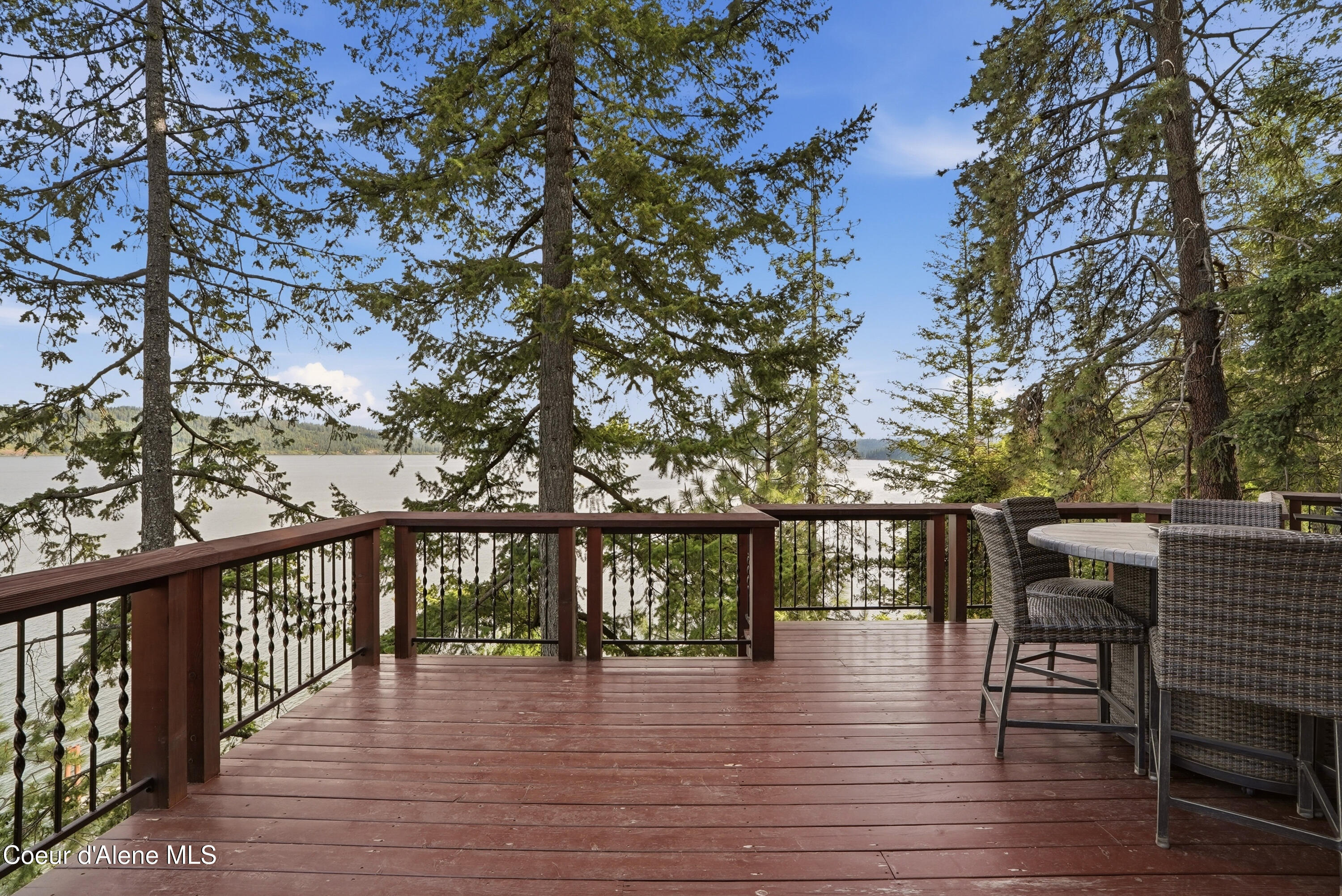 7190 West Rockford Bay Road Coeur D'Alene, ID 83814 - Photo 24 of 95 Incredible Lakefront Setting