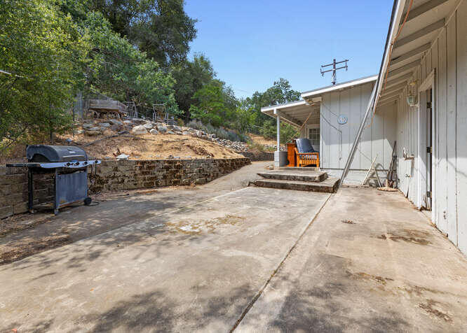 43786 Oak Drive Three Rivers, CA 93271 - Photo 36 of 47 1D7A3359-031-031-666x476