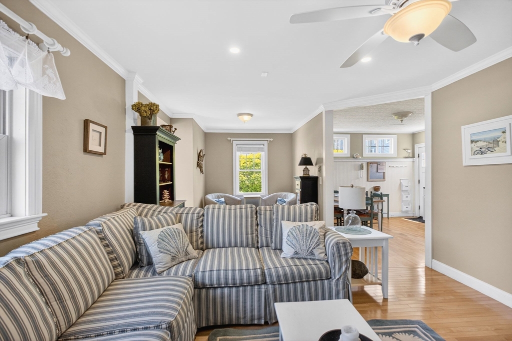 7 Sycamore Street Wareham, MA 02558 - Photo 8 of 32