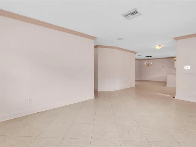 $650,000 | 8235 39th Avenue North, St. Petersburg, FL 33709