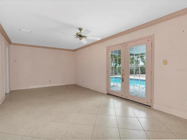 $650,000 | 8235 39th Avenue North, St. Petersburg, FL 33709