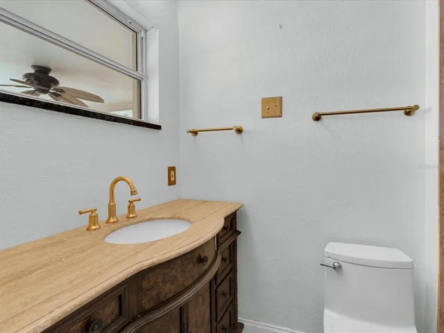 $650,000 | 8235 39th Avenue North, St. Petersburg, FL 33709