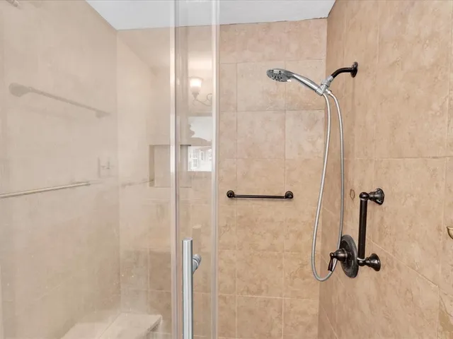 $650,000 | 8235 39th Avenue North, St. Petersburg, FL 33709