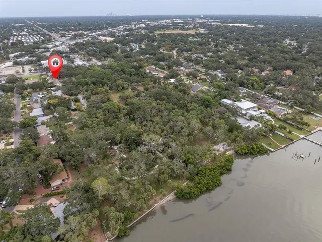 $650,000 | 8235 39th Avenue North, St. Petersburg, FL 33709