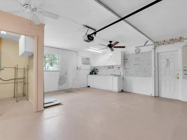 $650,000 | 8235 39th Avenue North, St. Petersburg, FL 33709