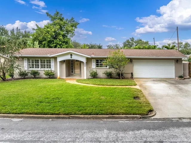 $650,000 | 8235 39th Avenue North, St. Petersburg, FL 33709