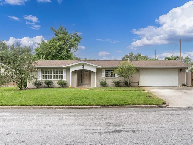 $650,000 | 8235 39th Avenue North, St. Petersburg, FL 33709