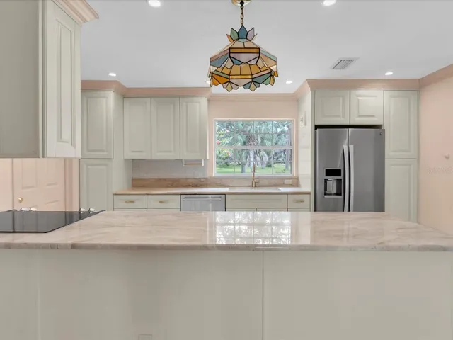 $650,000 | 8235 39th Avenue North, St. Petersburg, FL 33709