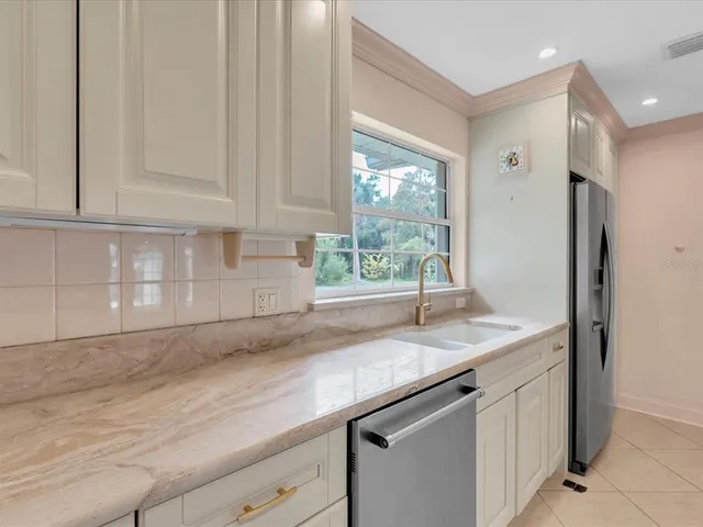 $650,000 | 8235 39th Avenue North, St. Petersburg, FL 33709