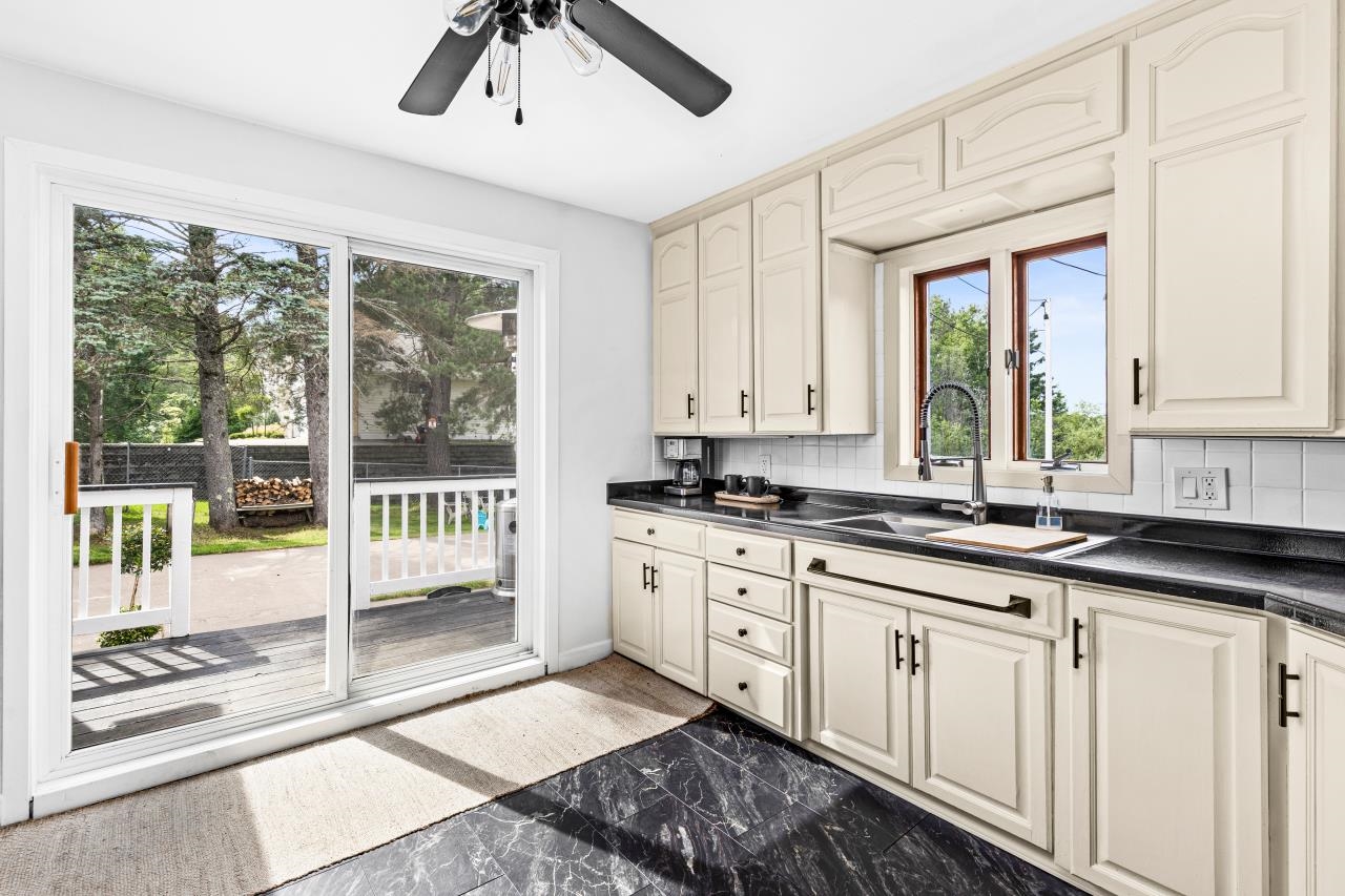 4715 Portland Road Hermantown, MN 55811 - Photo 12 of 48 Gallery Image 12