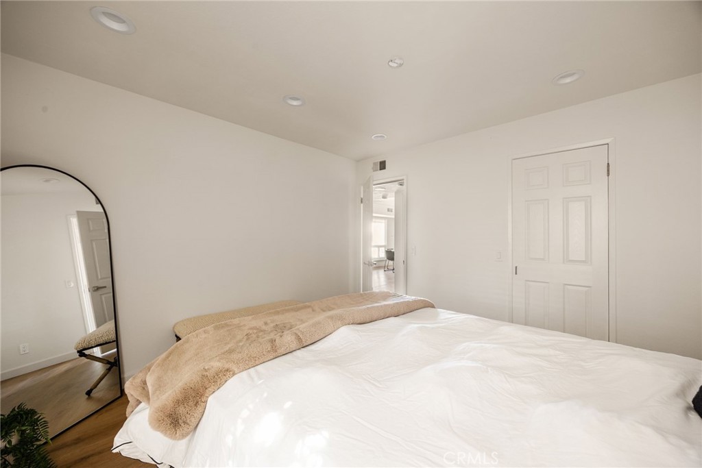 904 South Ridgecrest Circle Anaheim, CA 92807 - Photo 28 of 56 Gallery Image 28