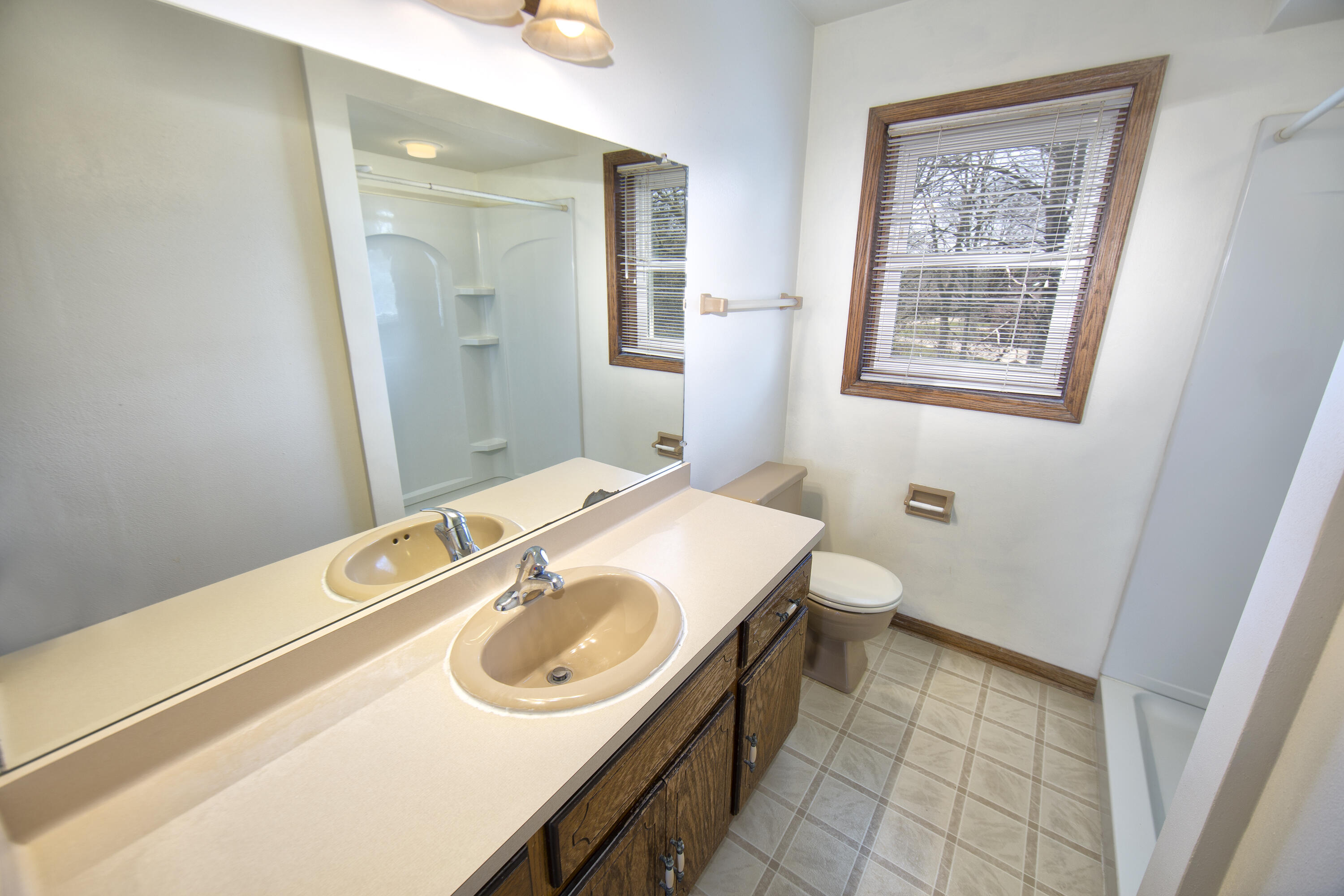 4445 South Longview Drive New Berlin, WI 53151 - Photo 13 of 25 Master Bathroom