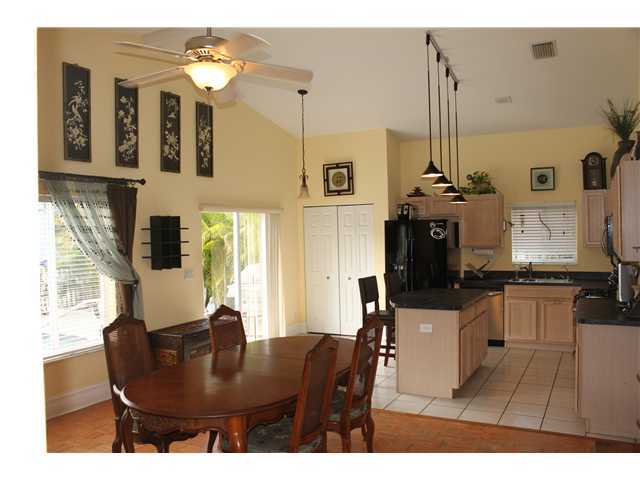 2420 Southeast Springtree Place Stuart, FL 34997 - Photo 8 of 18 Additional Photo