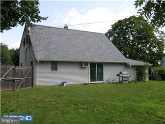 2 Goodrock Road Levittown, PA 19057 - Photo 3 of 3 Exterior Back