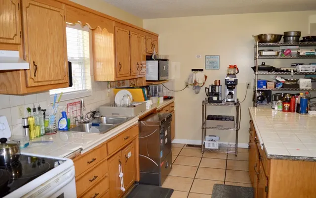 $499,900 | 328 Cumberland Street West, Cowan, TN 37318