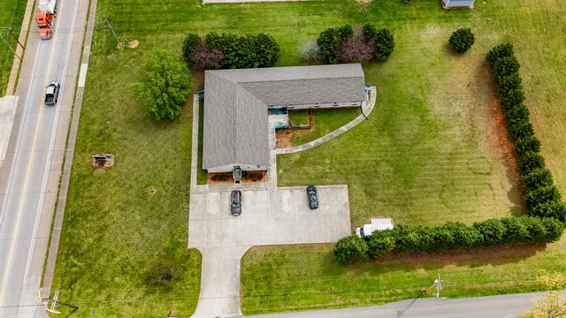 $499,900 | 328 Cumberland Street West, Cowan, TN 37318