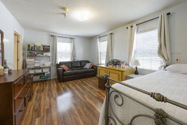 $499,900 | 328 Cumberland Street West, Cowan, TN 37318