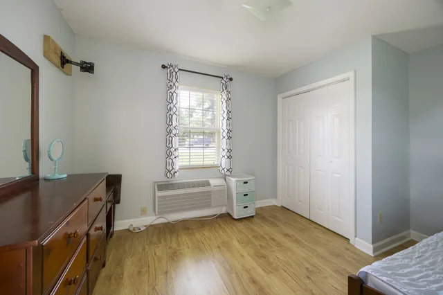 $499,900 | 328 Cumberland Street West, Cowan, TN 37318