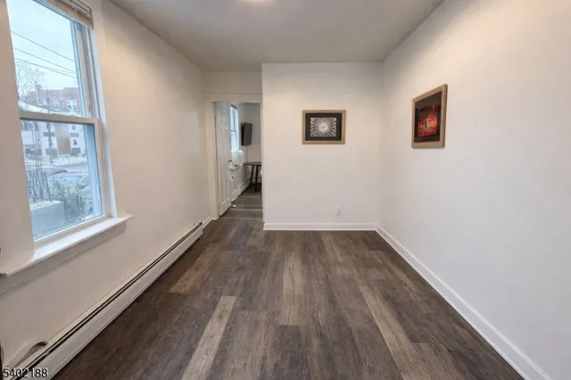 $2,600 | 9 Washington Street, Unit 1, Montclair, NJ 07042