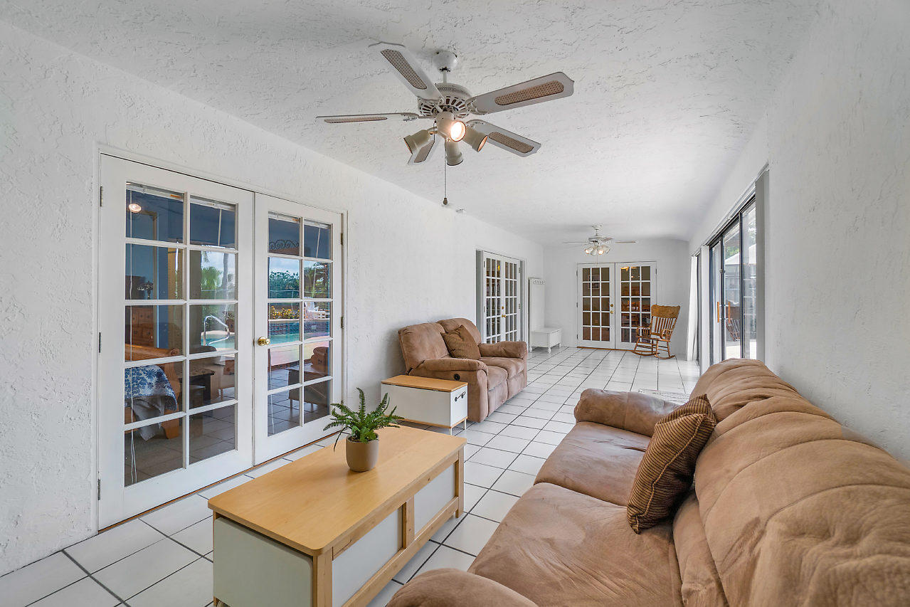 11654 Quiet Waters Lane Boca Raton, FL 33428 - Photo 19 of 47 019-11654QuietWatersLn-BocaRaton-FL-smal