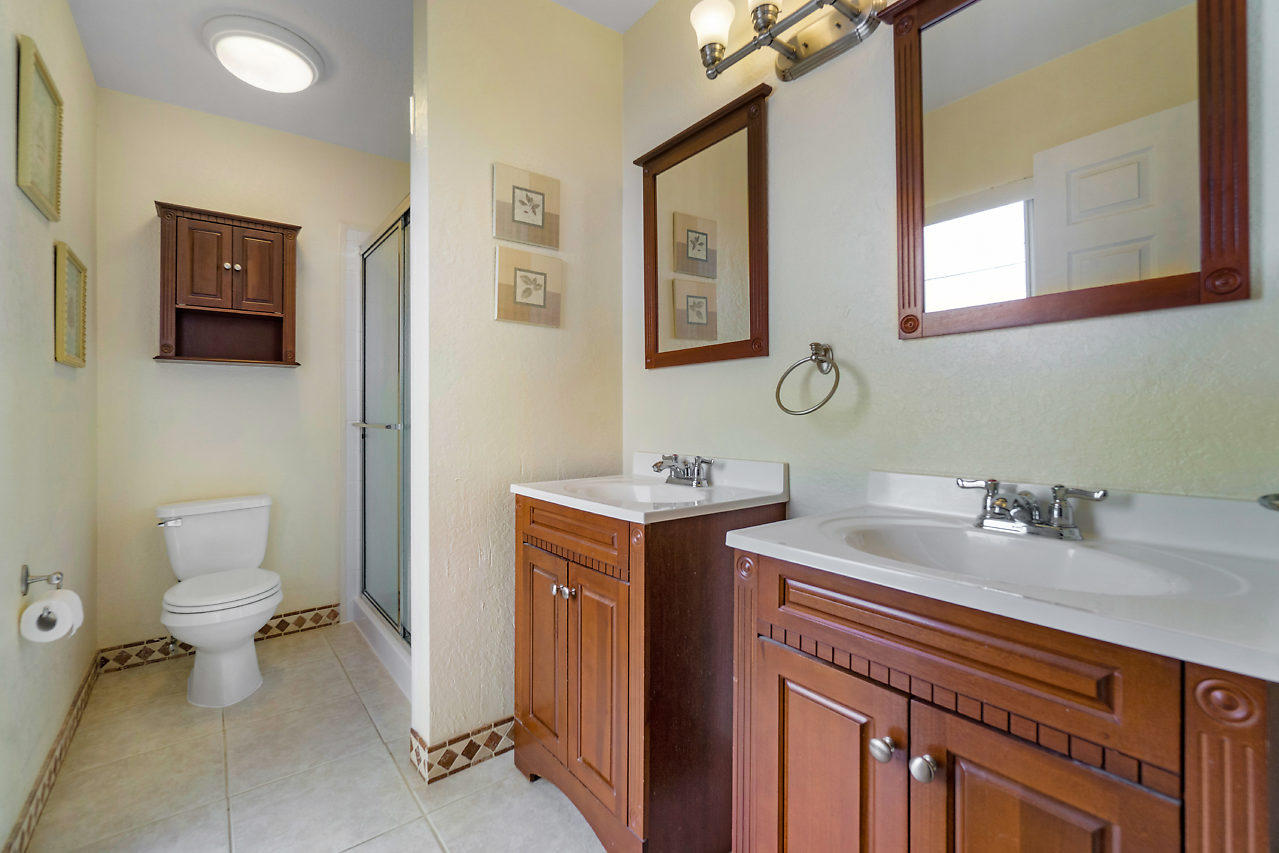 11654 Quiet Waters Lane Boca Raton, FL 33428 - Photo 22 of 47 022-11654QuietWatersLn-BocaRaton-FL-smal