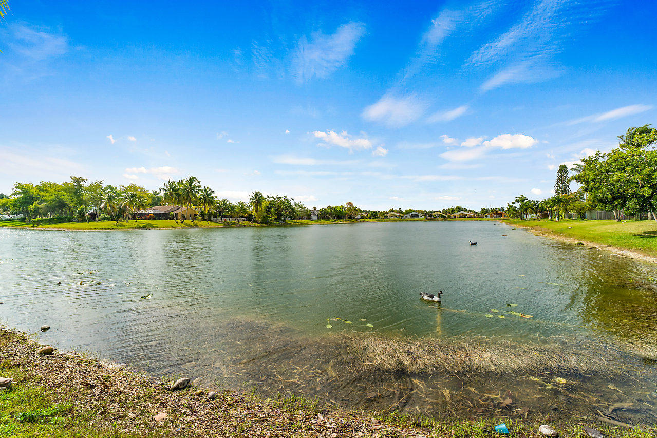 11654 Quiet Waters Lane Boca Raton, FL 33428 - Photo 35 of 47 035-11654QuietWatersLn-BocaRaton-FL-smal