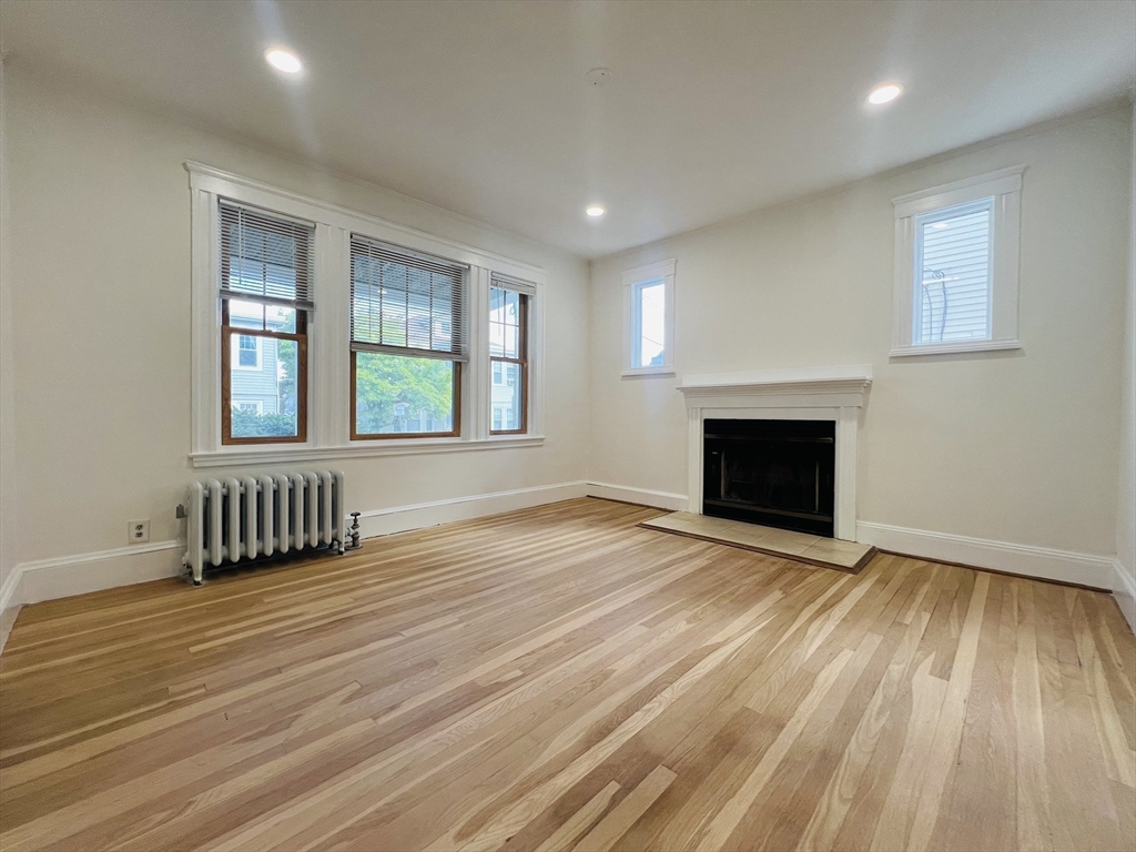 27 Morrow Road Boston, MA 02135 - Photo 2 of 31