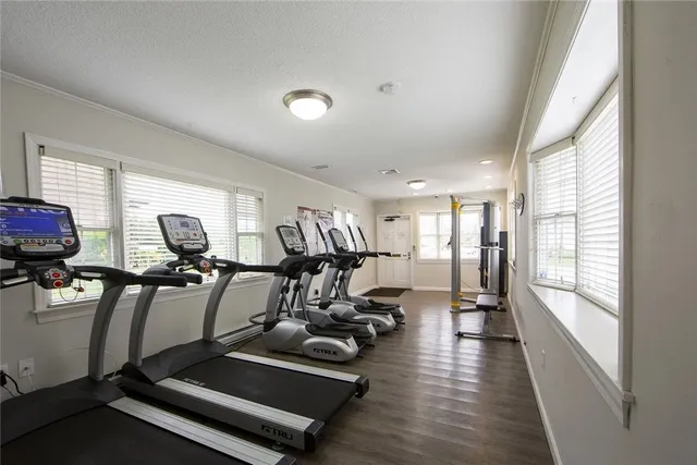 $2,400 | 3 Admiralty Drive, Unit 33, Middletown, RI 02842