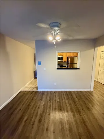 $2,400 | 3 Admiralty Drive, Unit 33, Middletown, RI 02842